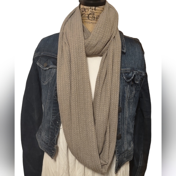 Sholdit Accessories - Sholdit Convertible Infinity Scarf with hidden pocket. One Size Fits All